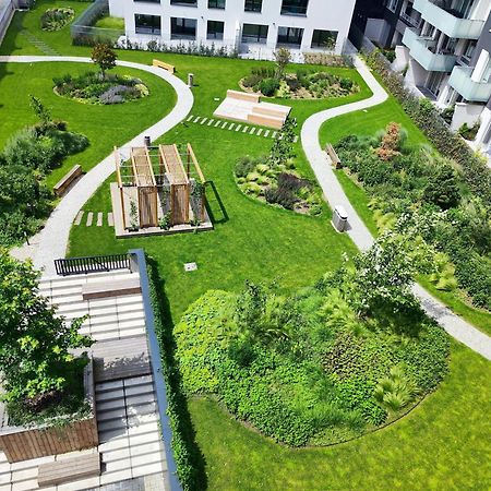 Yarn - Brand New - Free Parking - Balcony With City View - Central Shopping Mall บราติสลาวา ภายนอก รูปภาพ
