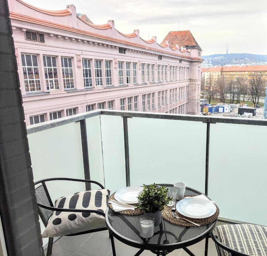 Yarn - Brand New - Free Parking - Balcony With City View - Central Shopping Mall บราติสลาวา ภายนอก รูปภาพ